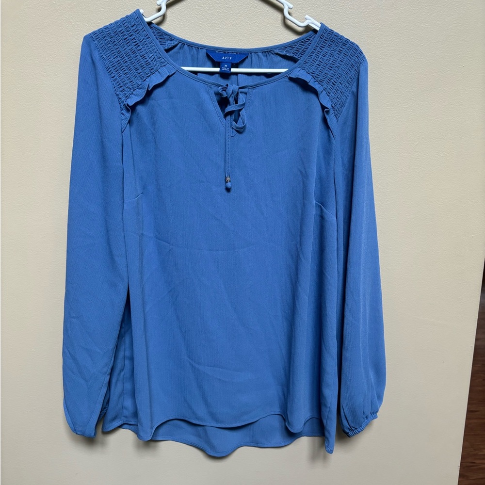 Women’s Apt 9 blue blouse